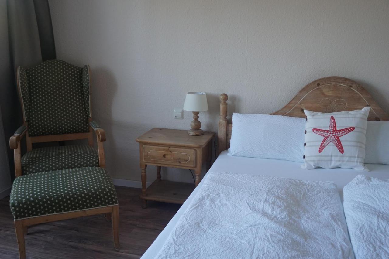 Landhotel Strandallee Wunstorf Esterno foto